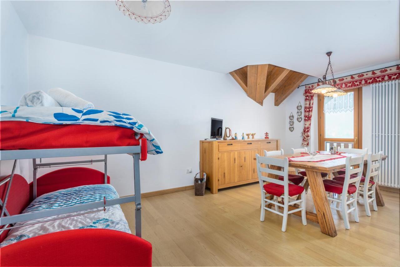 Apartamento Golf View Apt With Parking And Mountain View! Tarvisio Exterior foto